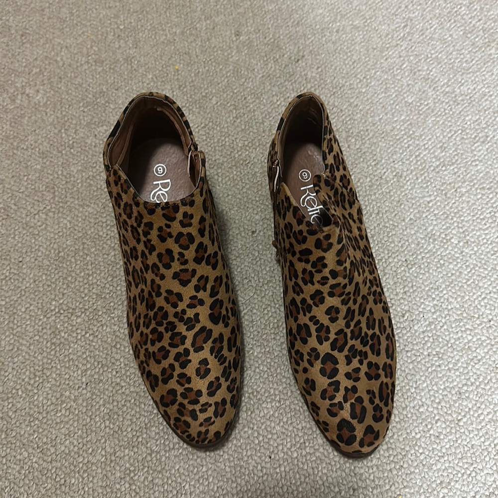 Refresh Leopard Boots - Size 9